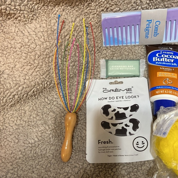 Velour Bath & slippers 7-8 lotion bath wash set - Picture 8 of 9